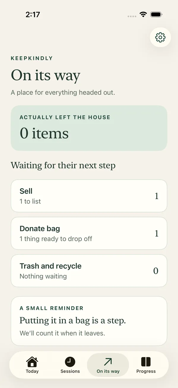 The On its way screen listing items to sell and a donate bag